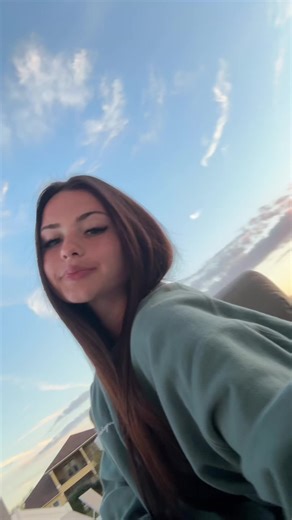 Emama💸🦍 (@emmabutwithj)’s videos with One Big Family - Future & Metro Boomin