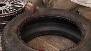 Golden wheel rim – luxury DIY upgrade