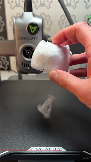 3D Printed Floating Spilling Skull