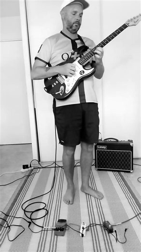 Squier Stratocaster Affinity 2012 !!!#guitarshorts #squier #stratocaster #affinity