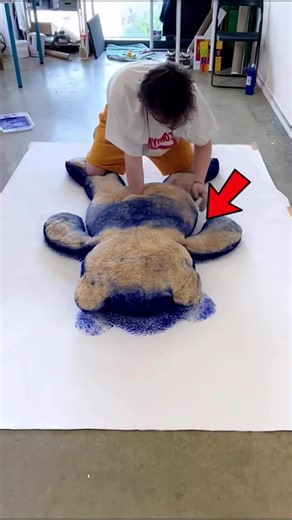 Using a Teddy Bear as a Creative Paintbrush