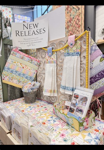 Want to see what’s new at Shabby Fabrics?✨🪡 Check out the New Releases section of our showroom! Featuring new projects each week, it is a must see!😍 Learn more about the showroom on our website! #shabbyfabrics #sewingtok #quilttok #showroom #quiltersoftiktok