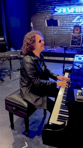 Commodores – Easy (Cover) | Salvatore Hasard #Shorts #CoverSong #LiveMusic #Commodores