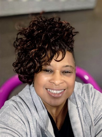 God keeps on doing great things for me. God touched some folks at work to bless me for thanksgiving. I was shocked, couldnt stop crying. It pays to treat people right. Unexpected blessings! I am so appreciative. God will put you on the hearts of those who don’t know you. Thank you Jesus! Love God, love people! | Anita C. Spaulding