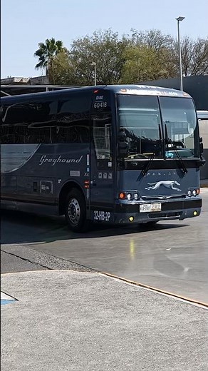 Prevost X3-45 de la Internacional Greyhound, partiendo desde Monterrey Terminal Escobedo 🚍🛣️🇲🇽🇺🇲