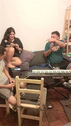 En CANADA O BATAN , ELIJAN JAJAJJA🤣😂🤣