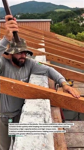Roof Framing Made Faster with One-Hand Screw Driving! 🔩🏠 #DeWALT #Carpentry #Construction