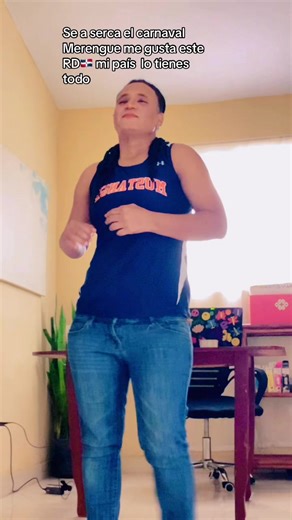 Videos de De Alexbarbeshop 💈💈💈1306 (@alejandra.roble.1) con “Carnaval - Live - Fernando Villalona”