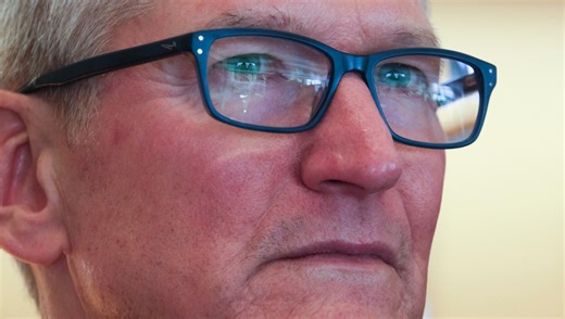 Tim Cook gave Trump a gold iPad stand. Now he wants employees to calm down