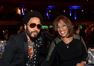 Gayle King Shamelessly Hits On Lenny Kravitz During Interview: Watch