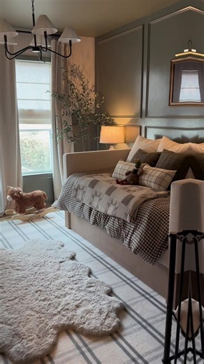 From builder grade to my favorite room in the house #nursery #beforeandafter #homedecor