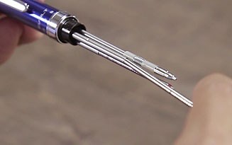 多機能ペンの芯の替え方 ＜ボールペン替芯／シャープペンシル替芯＞ | パイロット製品の使い方 | PILOT