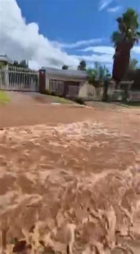🌧️ Flooding & Water Damage – Cradock 🌧️ 13 February 2026 Heavy rain has led to significant water damage in Cradock today. Some homes have suffered damage both inside and out, and certain streets reportedly turned into rivers due to the intense rainfall. ⚠️ Residents are urged to remain cautious around flooded areas and avoid driving through water-covered roads. 📍 Thank you for the report, Charne. 📸 Keep sending your photos, videos, and reports to Storm Report SA. | Storm Report SA
