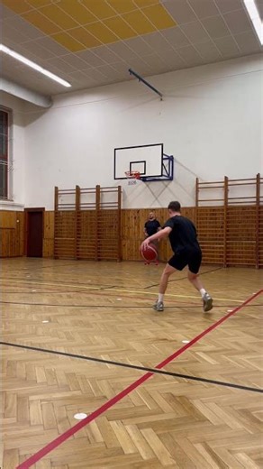 Best Basketball Coach?! 🏀| Day 1 | Feat.Swish AI #basketball #basketballtraining #fypage #viral