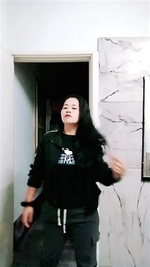 Libra Plat AD ♎🇹🇼☺️ (@librasragen) 的影片使用了 Tulus Dan Rasah Bali - Angga Fvnky