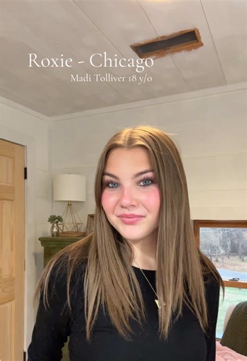 Madi Tolliver Performs Chicago's Iconic Roxie