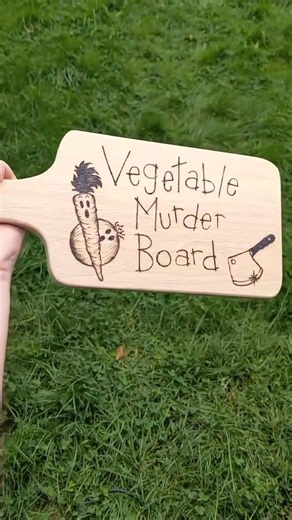 The veggies might not appreciate it but you can create functional pyrography art that's also kinda funny. #pyrographyart #woodburning #cuttingboard #funnydecor #createart