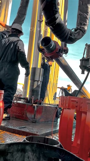 Oil and Gas Casing Run Service Company job 218 #rig #oil #casing #tripping #drilling | RW Life