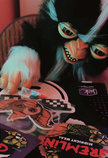 Don’t feed them after midnight…instead feed yourself with @Jack in the Box new midnight meal! #gremlins #gremlins3 #horror #jackinthebox