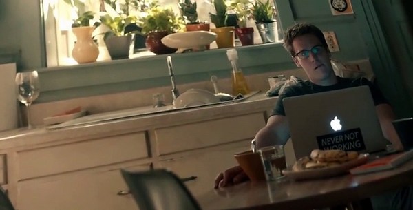 Looking S01 E01