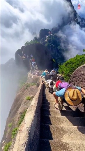 Chinese cloud view - The Majestic View from Mount Tai #shortsindia #youtubeshorts