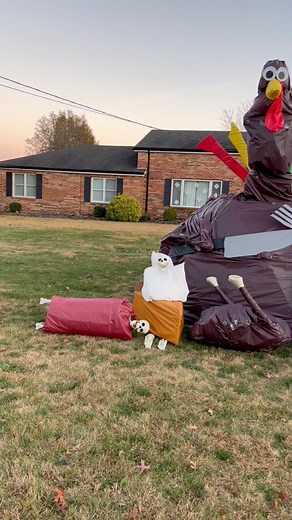 392K views · 10K reactions | Whoever said skeletons are only for Halloween just doesn’t Know how to decorate them appropriately  throwback to Thanksgiving 2023 #skeletons #Halloween #spookyseason #thanksgiving | Skeletons on Kerth Road | Facebook