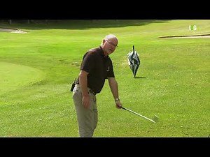 Golf Tips - The Use of the Thumb as you Grip the golf club