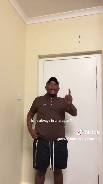 Siya y Anelisa: La Relación Entre Personajes