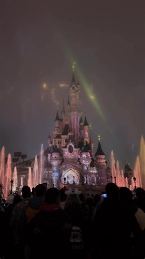 Tale as old as time 🥀✨ - #DisneylandParis #DisneyParis #DLP #DisneyTalesofMagic #Beautyandthebeast | Pixie Dust DLP