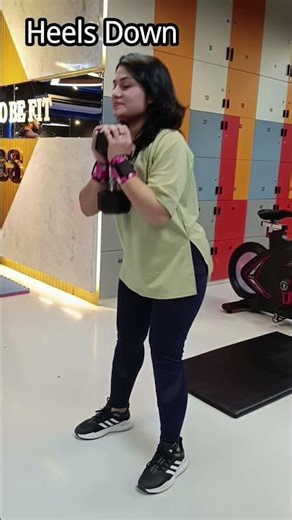 Dumbbell Goblet Squat Proper Form | Leg Workout Guide #shorts