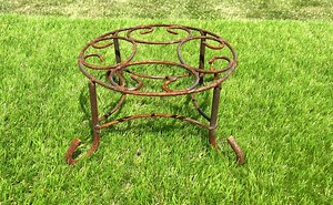 Small Wrought Iron Plant Stand - Rustic Garden Decor, Statue Riser - Etsy