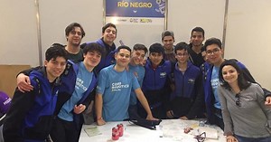 Enriquecedora experiencia de estudiantes del Colegio Tecnológico en la Copa Robótica