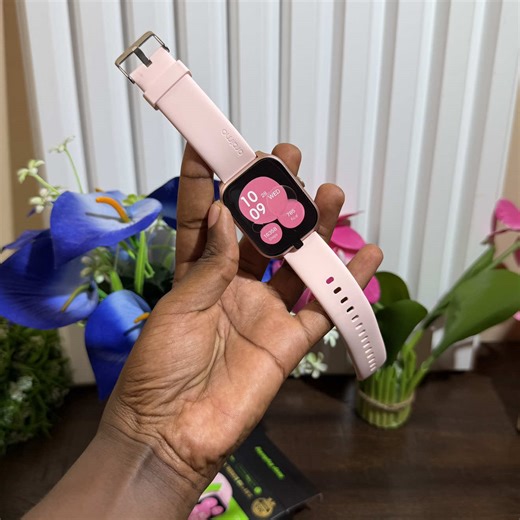 Oraimo Watch 5 Lite Smartwatch OSW-804 Details: Most affordable Oraimo Smartwatch. Ip68 water and dust resistant, can make and receive BT calls and under 365 days warranty Features: 2.01 Inch Hd Tft display 240*296 Pixel Density 10.8mm Slim design 7 days usage time Make and receive bluetooth calls Blood O2, heart rate and sleep monitor 105 sport modes Ip68 water and dust resistivity Useful utilities Black @Ksh 2000 Rose Gold @Ksh 2200 To purchase 📍 Visit us: Stanbank House (next to Archives), 8