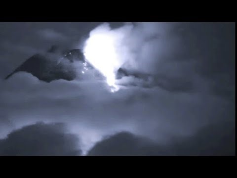 NEW! MOUNT MERAPI ERUPTION ACTIVITY LAUNCHES 1.8 M OF INCARNATE LAVA.