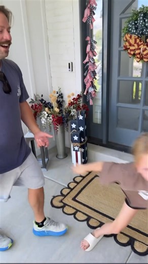 877K views · 9K reactions | When your kids meet ‘stranger danger’…...