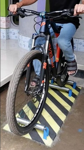 This guy made a cycling tool at home MTB