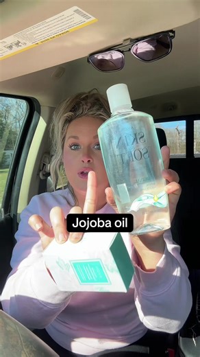 Why is it so hard to find skin so soft you cannot find this anywhere in the store but TikTok has it thank goodness ##skinsosoft##jojobaoil##oil##skin##avon