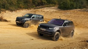 Land Rover Defender vs Range Rover: ¿Cuál es el rey de la casa?