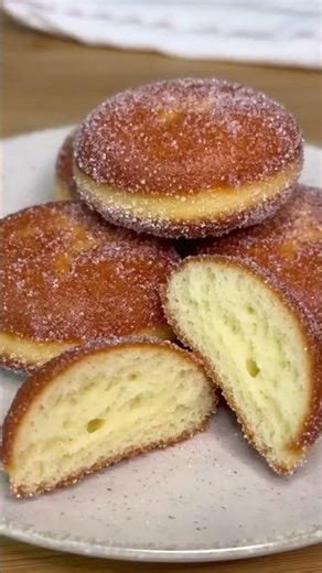 Making donuts with cottage cheese #shorts #bakinghacks #homemade