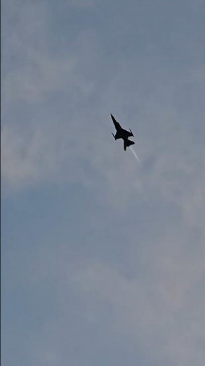 F-16 crashes during Radom Air Show rehearsal /Katastrofa F-16 w Radomiu podczas treningu do Air Show
