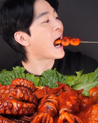 🔥 Spicy Seafood Boil Mukbang 🦑🦞 Giant Lobster, King Tiger Shrimp, Octopus & Abalone Feast!