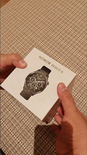 Unboxing the new HONOR Watch 6! ⌚️