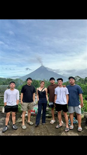 THANK YOU TO OUR GUESTS! 💖 We’re so grateful to our guests for staying with us here at El Jinga Transient Your trust, smiles, and good vibes make our place feel even more like home. 😊 We hope to welcome you back again soon — for more relaxing stays and exciting rides around Mayon! 🌋 🌋 El Jinga Transient – Your Home Near Mayon 🌋 📍 Pandan, Daraga – just 5 minutes from the iconic Cagsawa Ruins! ✨ Enjoy clean, cozy, and affordable rooms with a stunning Mayon Volcano view — ideal for solo trave