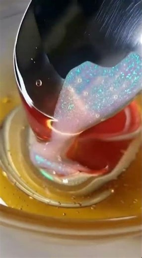 🎧 Viscous Harmony — Satisfying ASMR Mixing of Honey & Liquid Glass. [ASMR] [8K Macro]