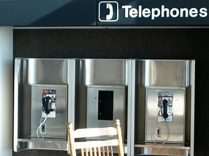 How to Call a Pay Phone | Techwalla