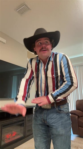 I’m like a thief in the night🤭 #cowboy#country#honkytonk#pearlsnap#fyp