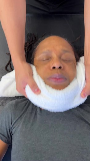 6 years of misery, this was her first treatment #ringdinger #hippain #backpain