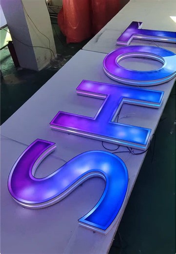 The Impact of Luminous Signage Design