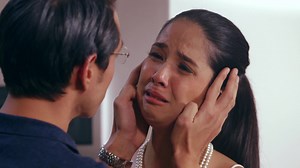 Sa kabila ng masalimuot na pinagdaanan ng kanilang relasyon, kaligtasan pa rin ni Troy ang iniisip ni Audrey. Balikan ang tagpong ito sa #ViralScandal: Masisiwalat na ang Viral Scandal! Subaybayan ang buhay Rica sa playlist na ito: https://bit.ly/ViralScandal_abscbn Para mapanood ang mga kumpletong eksena at kaganapan sa Viral Scandal, go to ABS-CBN Entertainment’s official YouTube account! Click here: https://www.youtube.com/user/ABSCBNOnline Visit viralscandal.abs-cbn.com to know more details!