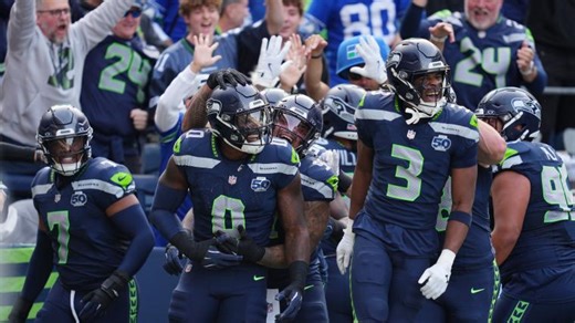 DeMarcus Lawrence touchdowns: Seahawks DE's two defensive scores highlight breakout game vs. Cardinals